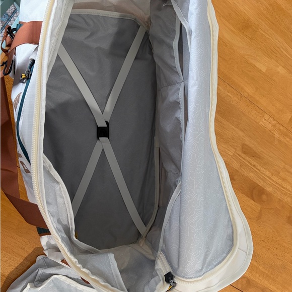 Stio - Basin XT Duffel 55L - NWT - Picture 4 of 5